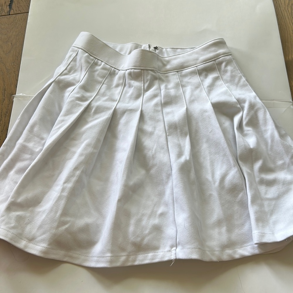 Hollister white tennis skirt ultra high rise